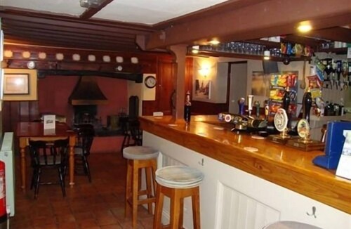 St. Keverne Hotel | The White Hart