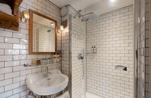 Stockbridge Hotel | The White Hart