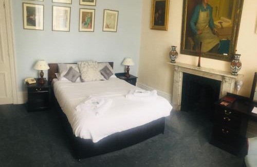 Hayle Hotel | The White Hart Hotel