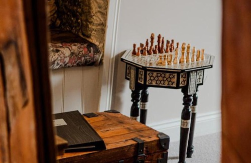 Hingham Hotel | The White Hart Hotel
