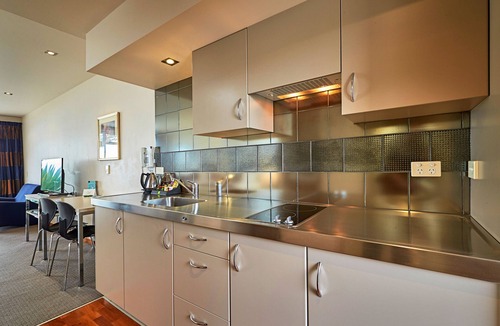 Kaikoura Hotel | The White Morph - Heritage Collection