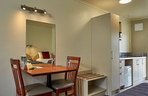 Kaikoura Hotel | The White Morph - Heritage Collection
