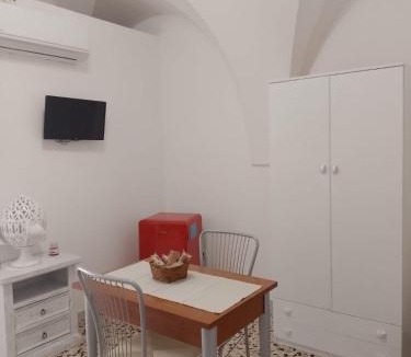 Ceglie Messapica Apartment | The White Rose