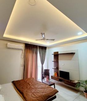 Sanwer House | The White Town