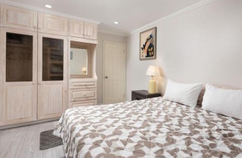 Durants Villa | The White Villa
