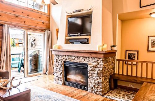 Rendezvous House | The Wildflower