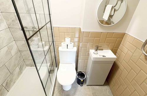 Bradley Stoke Apartment | The Willow - Studio 20
