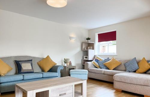 Sutton-in-Ashfield House | The Willows