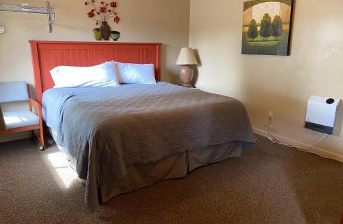 Wilbur Hotel | The Willows Motel