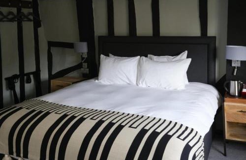Hollingbourne Hotel | The Windmill