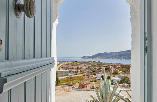Psathi Apartment | The Windmill Kimolos