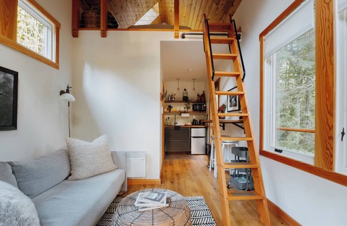 Vashon Island Cabin | The Wolf Den Cozy Cabin Forest Retreat with Wood Fired Hot Tub