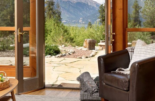Twin Lakes House | The Wolf Den: Unforgettable Mt. Elbert + Twin Lakes Views on Quiet Acreage