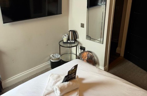 Lowestoft Hotel | The Wolf Inn