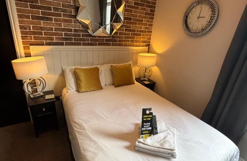 Lowestoft Hotel | The Wolf Inn
