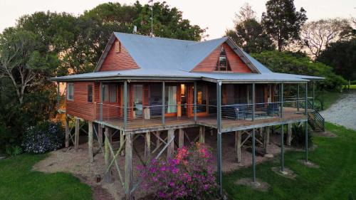 Wolvi House | The Wolvi House - Scenic Mountain Retreat