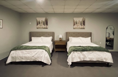 Wellston Apartment | The Woods Bed & Breakfast Suite, Theater, Event Center, and many more amenities!