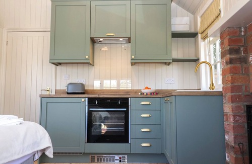 Tendring Cottage | THE WOODSHED, romantic, country holiday cottage in Weeley