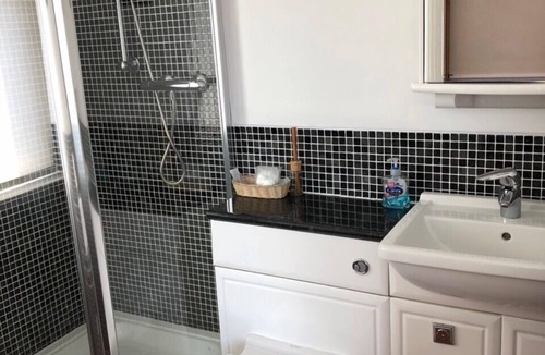 Lydney Hotel | The Woolaston Inn