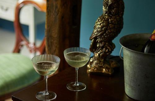 Northington Hotel | The Woolpack Inn