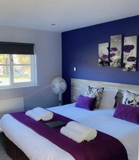 Twywell Hotel | The Woolpack Inn Islip