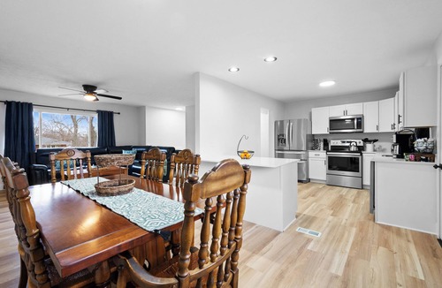 Fairborn House | The Wright Stay - Quiet, Family Friendly Home near WPAFB and Wright State.