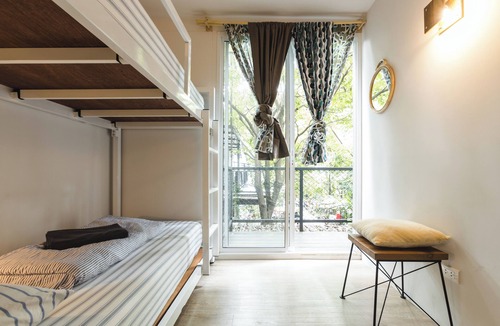 Samsen Nai Hostel | The Yard Hostel