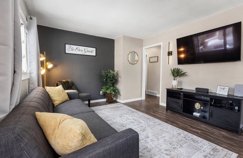 Sioux Falls House | The Zen Den - 2 BR
