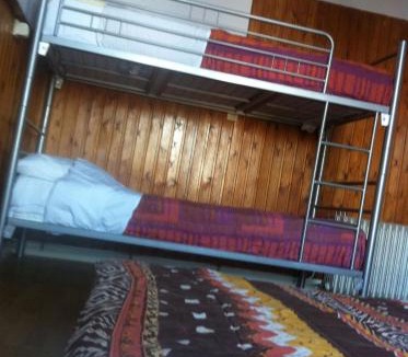 Ixelles Hostel | The82 Hostel Louise