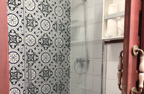 Almagro Apartment | Theater Retreat (Suite 7)