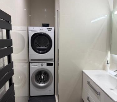 Quartier de la Folie-Mericourt Apartment | Thegreatflat
