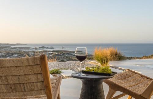 Milos Villa | THEIA VILLA