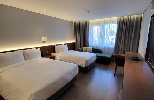 Yeongtong-gu Hotel | TheMarevo