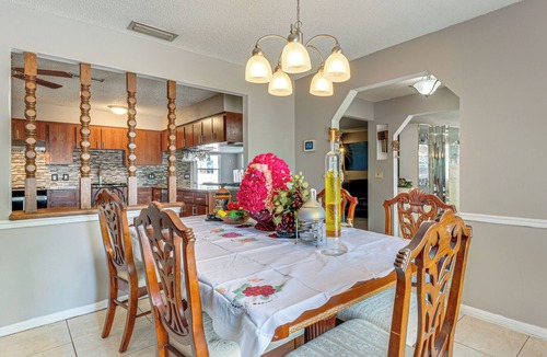 Fairvilla House | Theme Park Base! Suburban Home 14 Mi to Universal