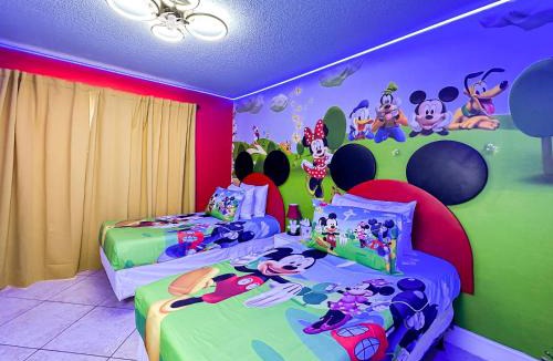 Thousand Oaks House | Themed house with private Game Room and Pool 23931