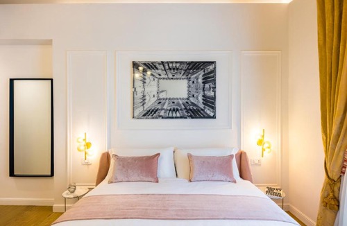 Quartieri Spagnoli Apartment | Themis Toledo - Private Spa Apartment