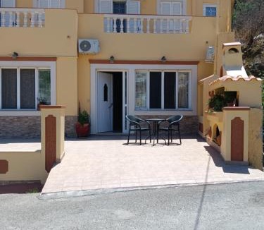 Panteli Apartment | Theodore's Mansion Your aristocratic escape in Greece
