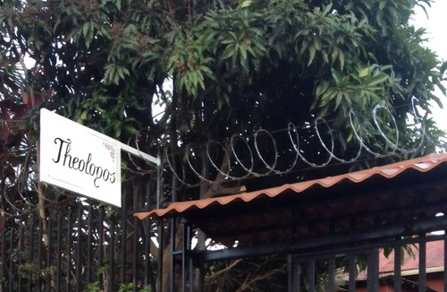 San Pedro Apartment | Theologos, Cozy Inn Apartment 3