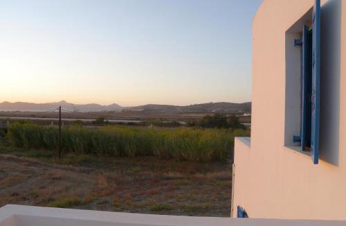 Milos House | Theophili