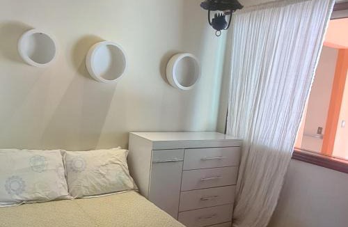 Velha House | Theora Quarto Amora