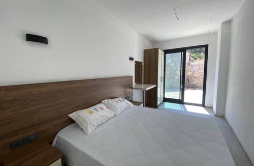 Dagbelen Bed & Breakfast | Therapy Igloo