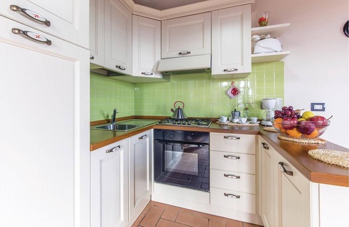 Loro Ciuffenna Apartment | These 4 cosy country apartments are located at the edge of a pretty village.