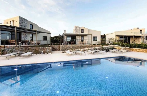 Pyrgos Psilonerou Villa | Theseus Villa
