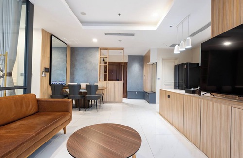 Ben Nghe Apartment | Thien Vi Lancaster D1 Walk to City Center