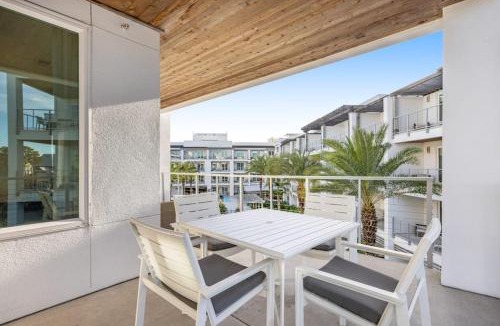 West Panama City Beach House | Third-floor luxury condo near beach with resort pool gym & EV chargers