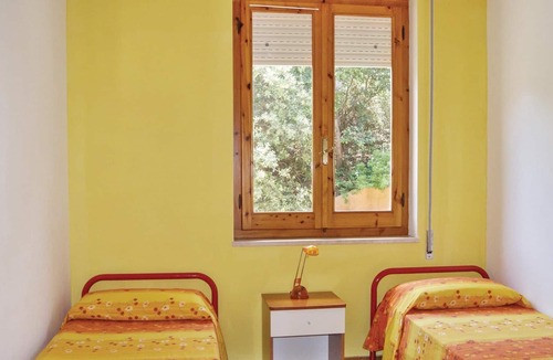 Castelsardo Apartment | This apartment is located in a residential complex in front of the tourist port of Castelsardo, in S