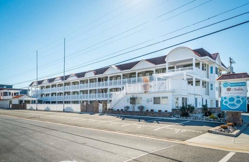 Avalon Condo | This BEACH BLOCK adorable condo at the Ocean View is one of Avalon's perfect places to get-a-way