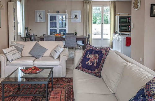 Aigne House | This beautiful vacation home with private pool in La Prade (Aigne) in Hérault, Occitanie, has a spac