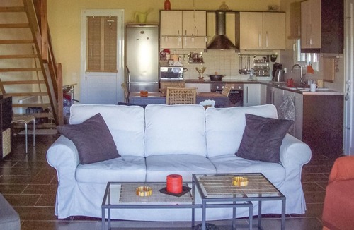 Korithion House | This beautiful villa is located in the Corinth area of the Peloponnese, just 80 km from Athens.