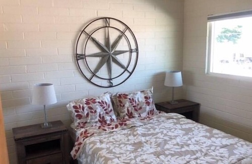 Alhambra Condo | This bright, cheerful condo two bedroom condo is located in a quiet, relaxed neighbor.